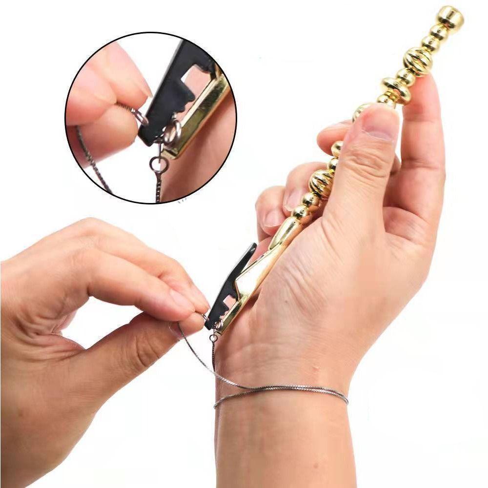 NEEDWAY Needway Wanita Gelang Alat Handy User-friendly Jewelry Tools Stainless Steel Berguna Multi-Warna Gelang Bantu Klip