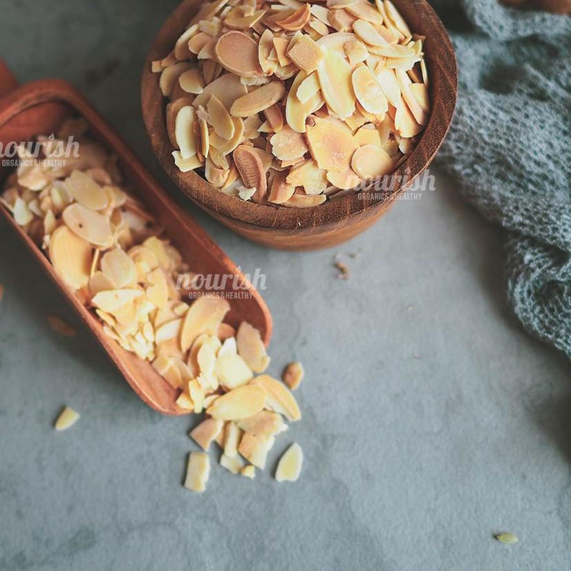

♦ Roasted Almond Slice 500gr ♖