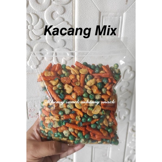 

Aneka Kacang mix