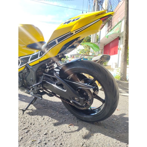 HUGGER ARM R25 MT25 COVER SWING ARM SWINGARM MODEL GSX600