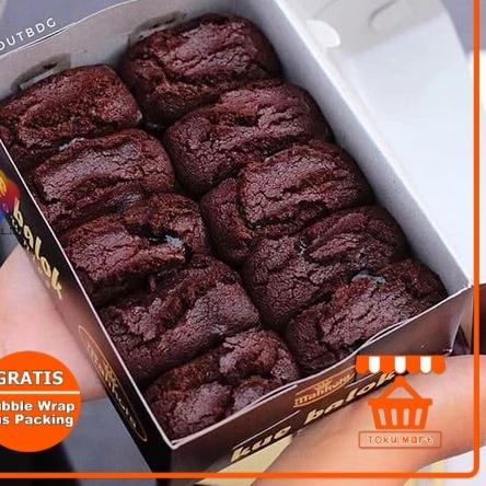 

✨12.12✨ COD Kue Balok Brownies Mahkota (PACKING AMAN) - Coklat Lumer Balok Kue Brownies Lumer khas Bandung Cokelat Balok Oleh Oleh Bandung Kue Bandung !!!