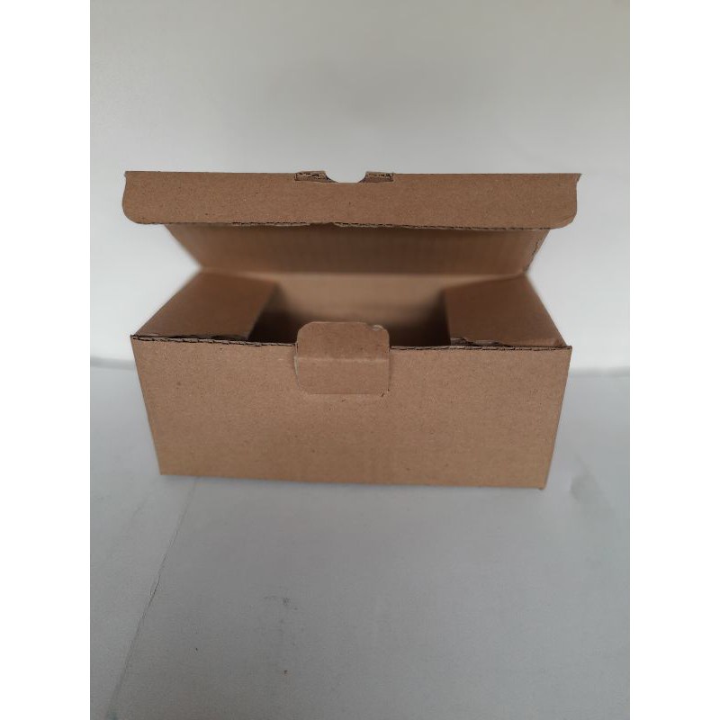 

Box Sparepart 15x10x7Cm Kardus