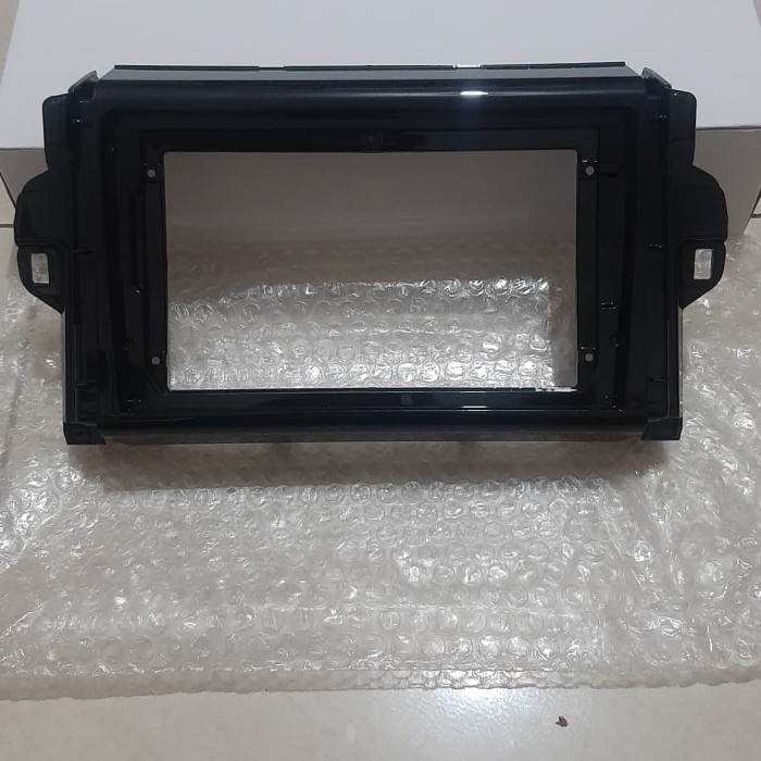 Frame FORTUNER Frame Head Unit Android 9 inch FORTUNER