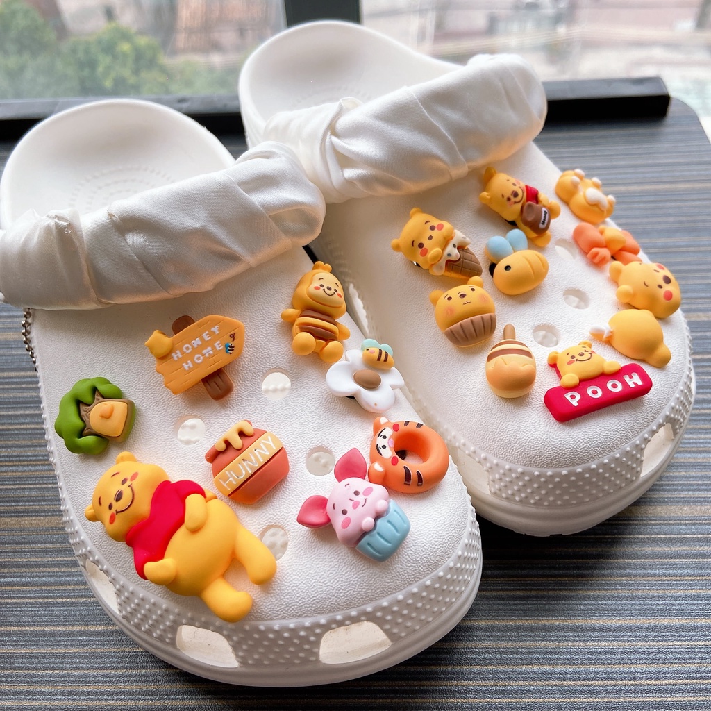 18pcs Winnie the Pooh Cros Jibitz Shoes Charm Sandal Aksesoris Sepatu Hias