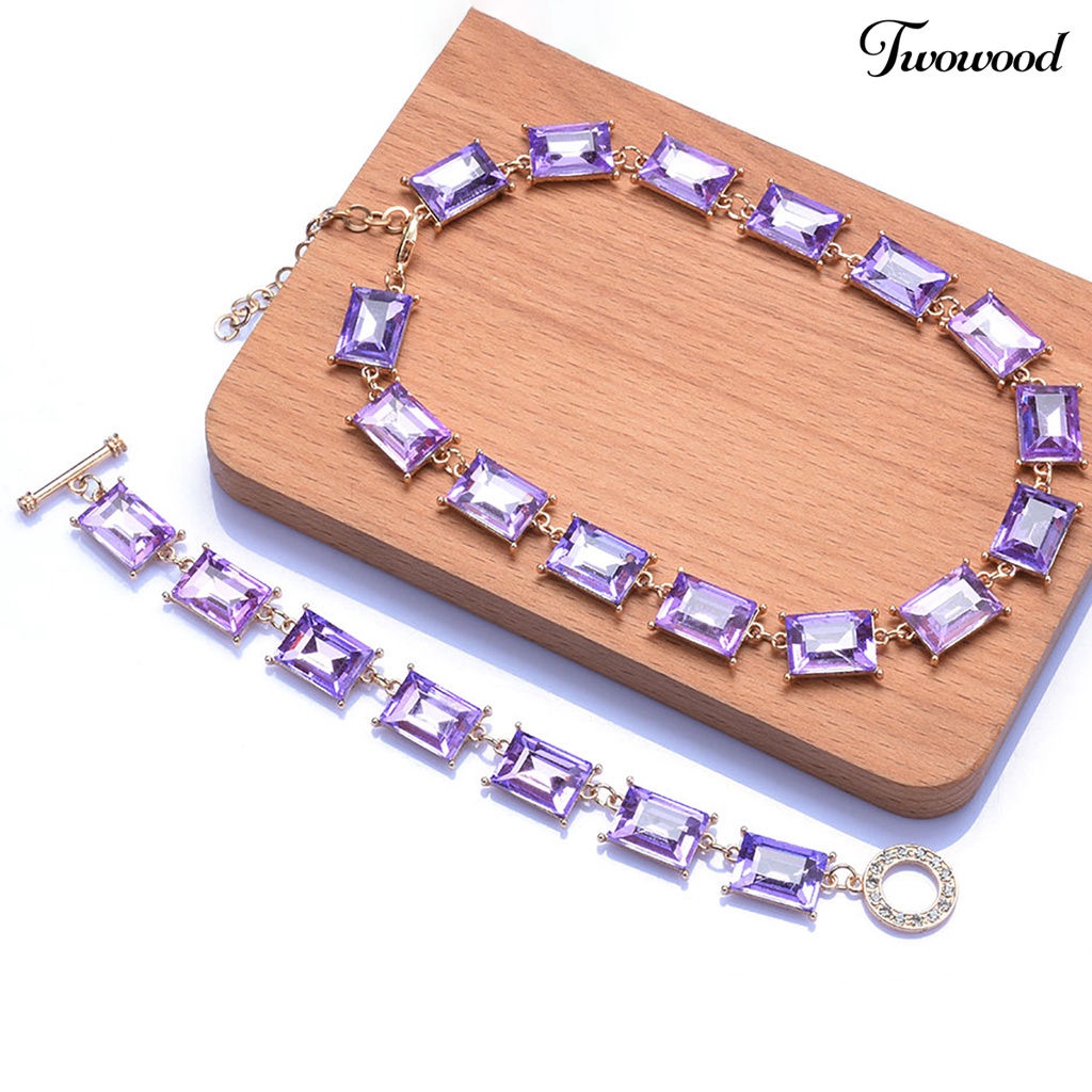 Twowood Kalung Berlebihan Desain Persegi Mengkilap Tidak Luntur Dress Up Alloy Geometris Persegi Berwarna Kristal Imitasi Kalung Wanita Perhiasan