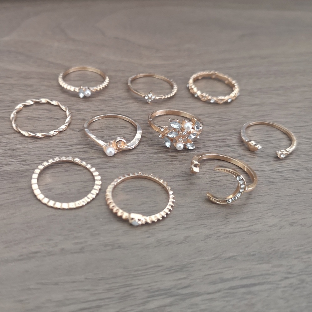 Anting Gantung Bohemia Model Kait Untuk Wanita | Cincin Desain Bulan Bintang | Cincin Berlian Mutiara Bentuk Hati Daun | 10pcs / Set Buku Literatur Dalam Bahasa Mandarin | Aksesoris Pria / Wanita | Sendok Garpu Bahan Stainless Steel