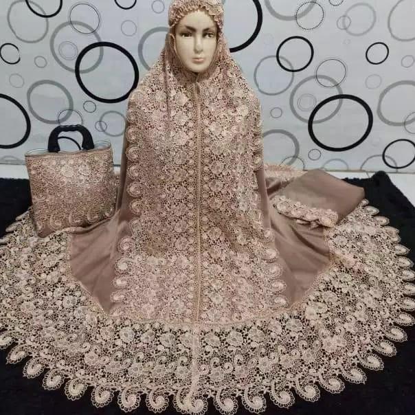 ✈ Mukena Sutra Prada Princess Brownis Prada RENDA KEONG MUKENA HANTARAN JUMBO MUKENA SESERAHAN JUMBO