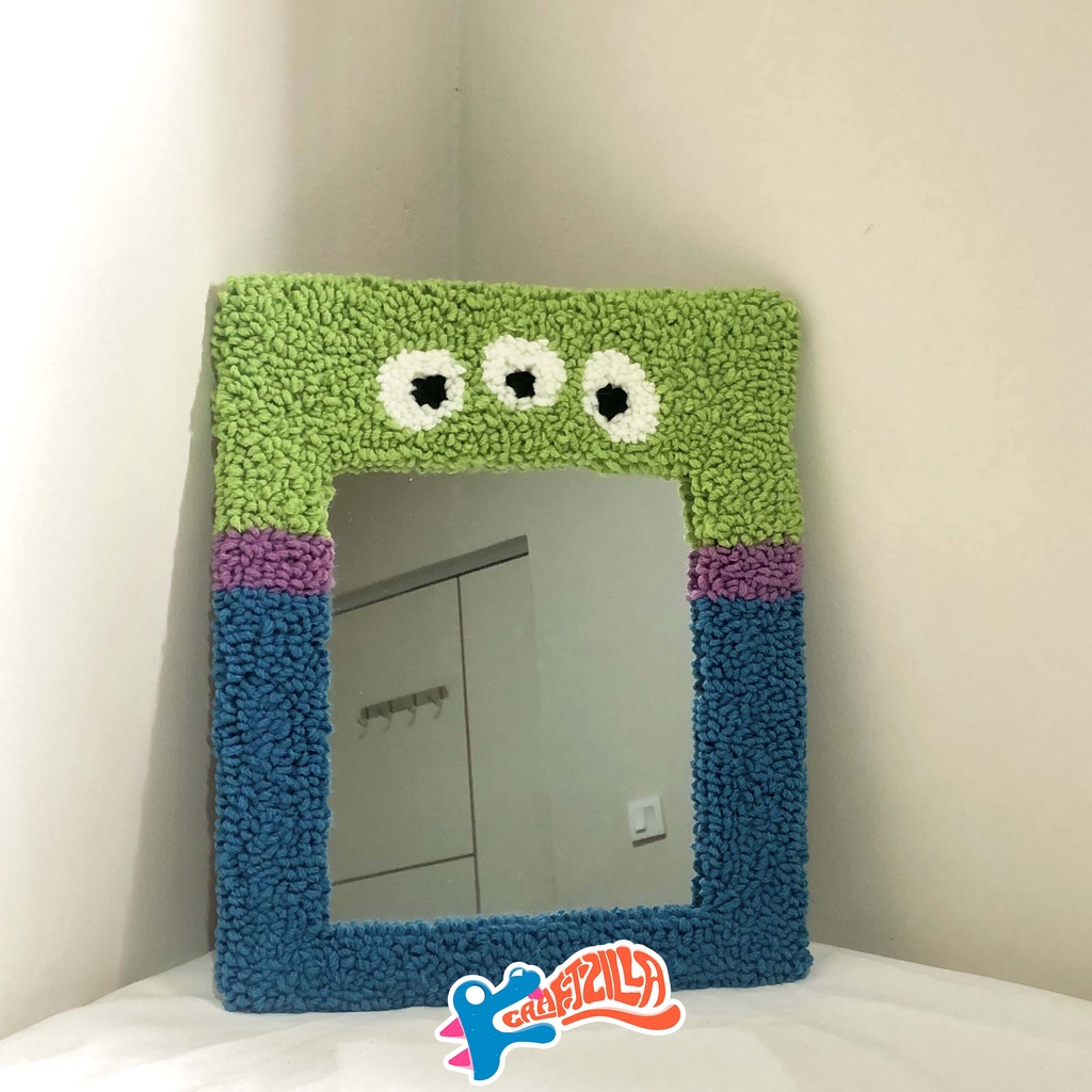 [craftzilla] Alien TOY STORY punch needle mirror / tufted mirror ( cermin aesthetic )