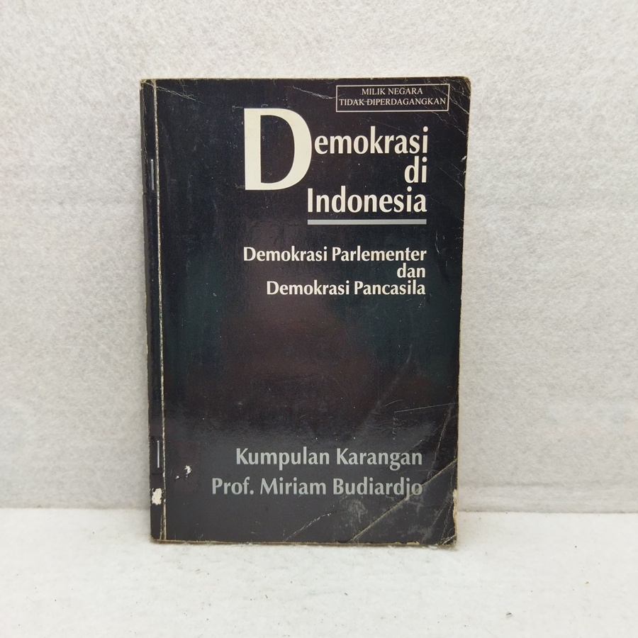 buku bekas Demokrasi di Indonesia - Prof Miriam Budiardjo