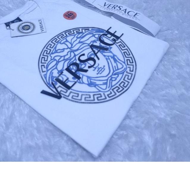 ➬ KAOS TSHIRT PRIA  VERSACE TIMBUL FLOAKING KAOS PRIA VERSACE FLOAKING TIMBUL KATUN PREMUM 24s ☈