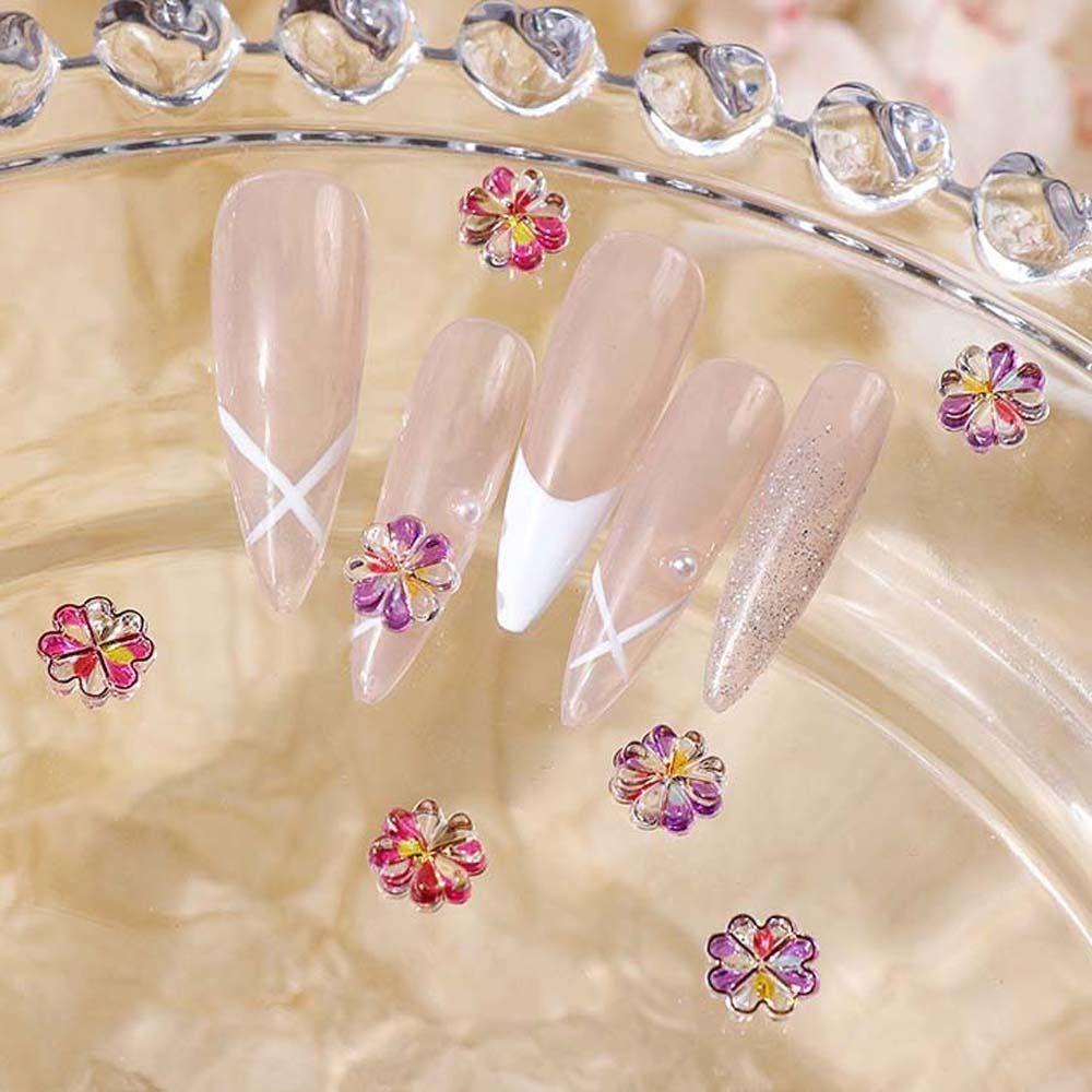 Agustina Clover Hiasan Kuku Wanita Korea Nail Art Perhiasan Gradien Clover Nail Art Rantai Hiasan Kuku