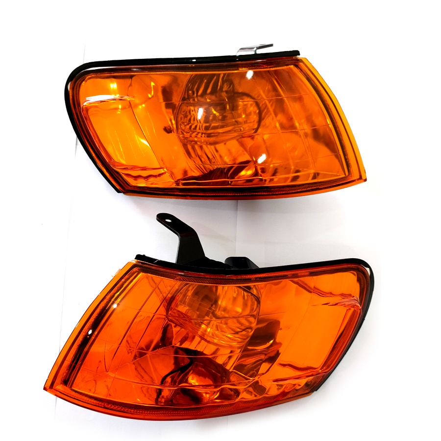 Lampu Sein Toyota Great Corolla Front Corner Orange Lens 1 Pasang