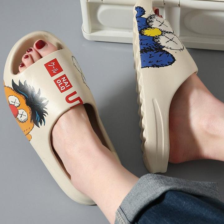 12.12 Product HOT Sandal Yeezy Slide PREMIUM UNIQUE Korea Sendal pria dan wanita Empuk elmo kaws x k