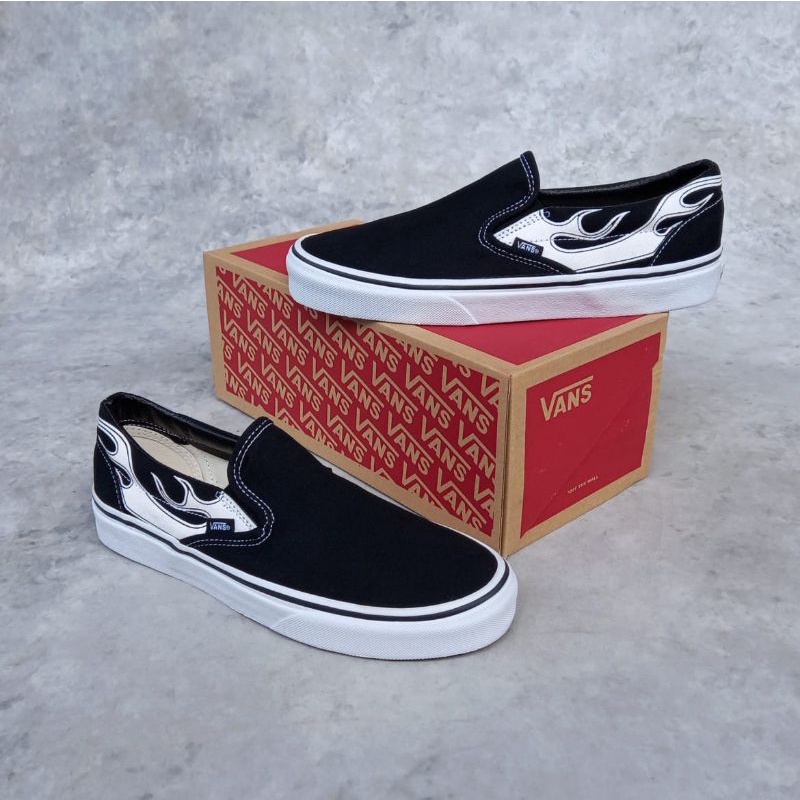 VANS SLIP ON FLAME BLACK WHITE