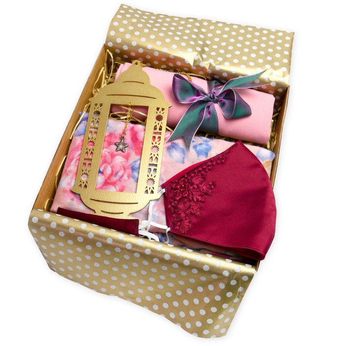 

Scoop Hampers Lebaran / Ramadhan Set Kado C Scarf 46311401