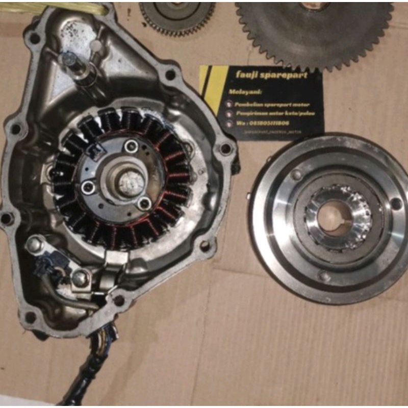 magnet Spul seat cb 150 r old k15  / CBR old barang masih ori Bawaan motor