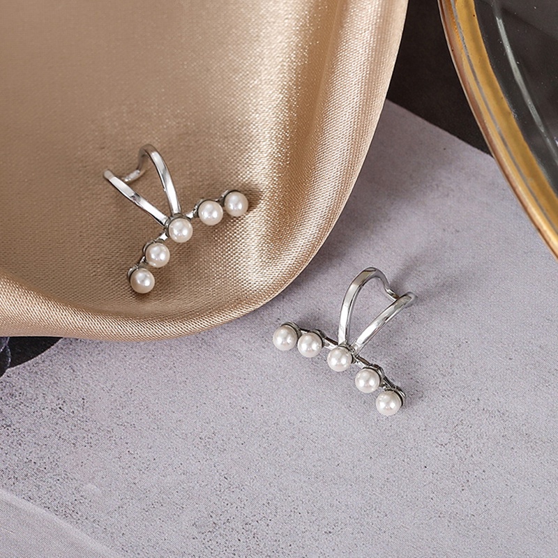 Anting Klip Telinga Mutiara Warna Emas Silver Untuk Wanita Tanpa Tindik Minimalis Fashion Perhiasan Accessorie