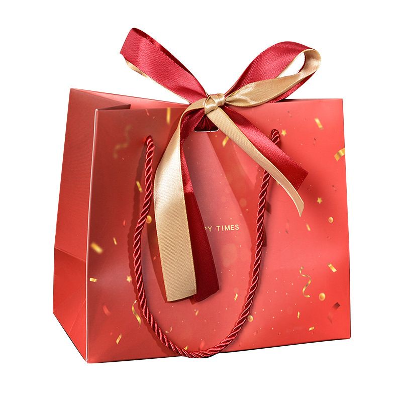 

Paper Bag Premium Merah Salju + Pita Tas Goodie Bag Tebal Gift Box