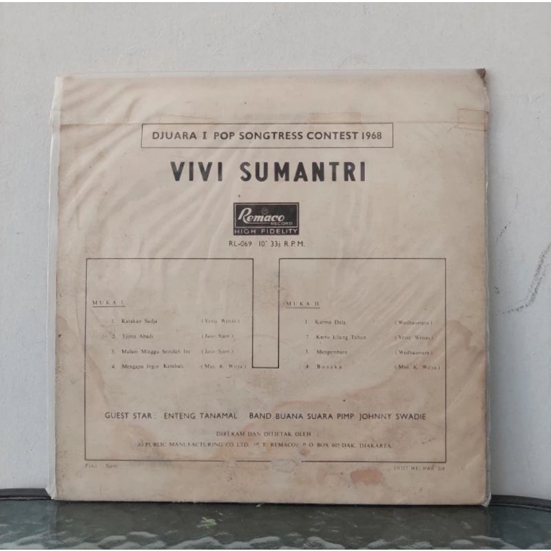 vinyl piringan hitam 10 inch Vivi Sumantri-Katakan Saja