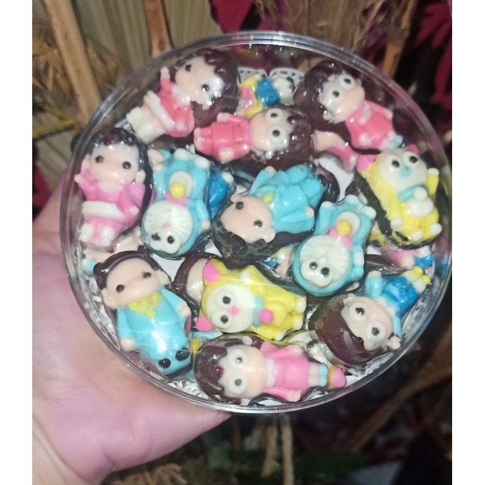 

Coklat karakter Doraemon N Friends