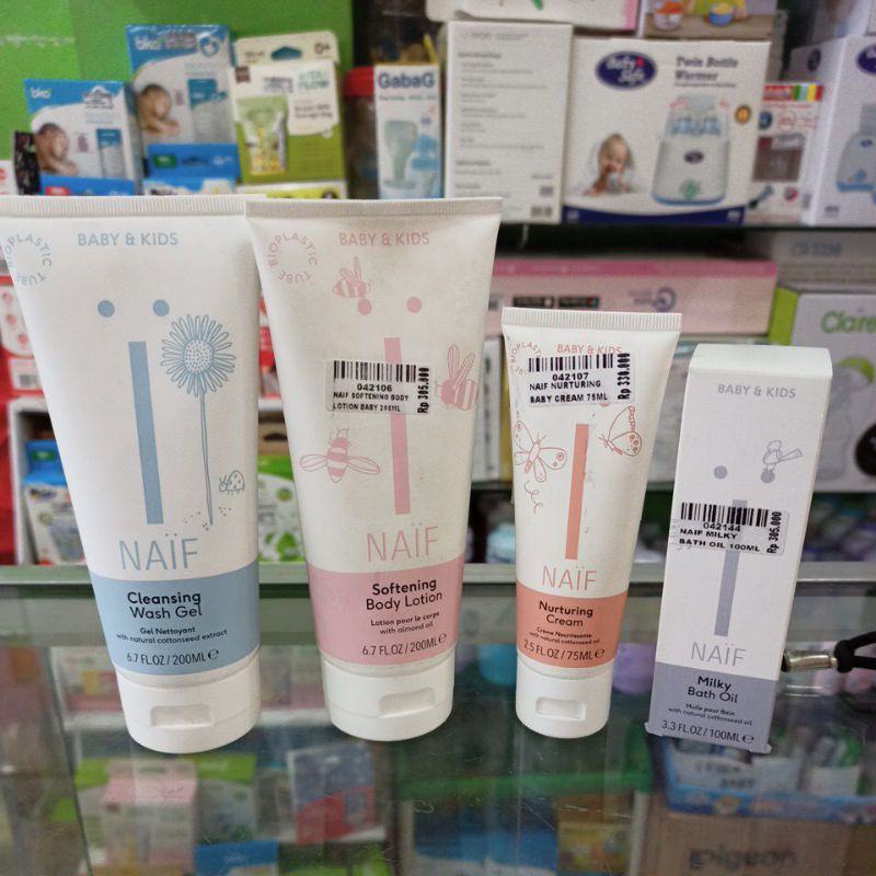 Naif package / Naif nurturing cream / Naif bath oil / Naif body lotion / Naif wash gel