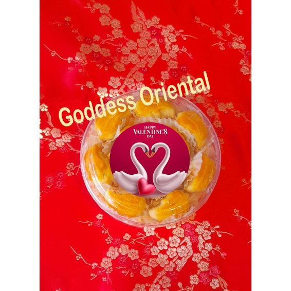 

Hari Valentine / Valentine's Day Kue Nastar Nanas Daun Cookies Swan in Love / Bebek Angasa Putih Gift Hamper Set Hadiah untuk couple