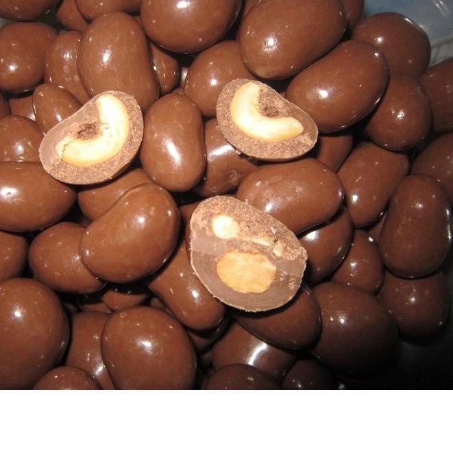 

☉ 500 gram coklat isi mede / choco cashew ✹