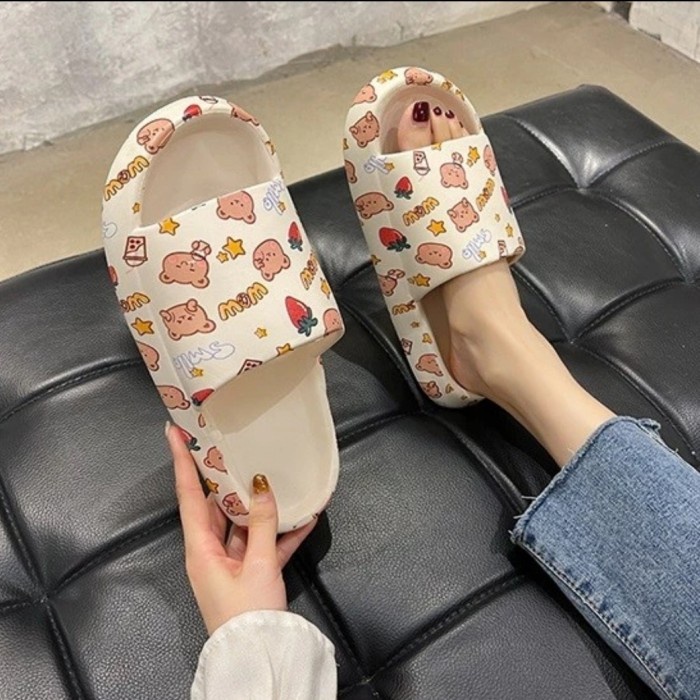 BISA COD- SH80 Sandal Wanita Lucu WOW BEAR BERUANG Women Slipper Import AntiSlip