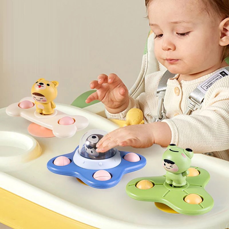 1pcs Mainan Mandi Bayi Baby Flying Saucer Sucker Swing Fun Toy Baby Spinner Mainan Balita Belajar Edukasi Mainan Anjing Kodok Beruang Mainan