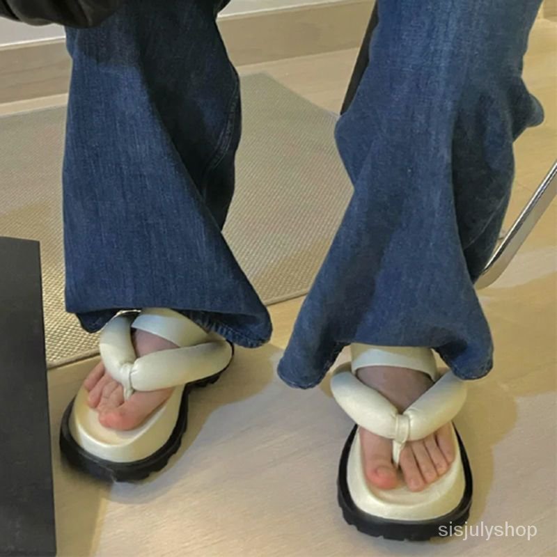 #Sisjuly# Sandal Wanita Fashion Roti Krim Bawah Tebal Sepatu Roti Jepit Sandal Jepit Kaki