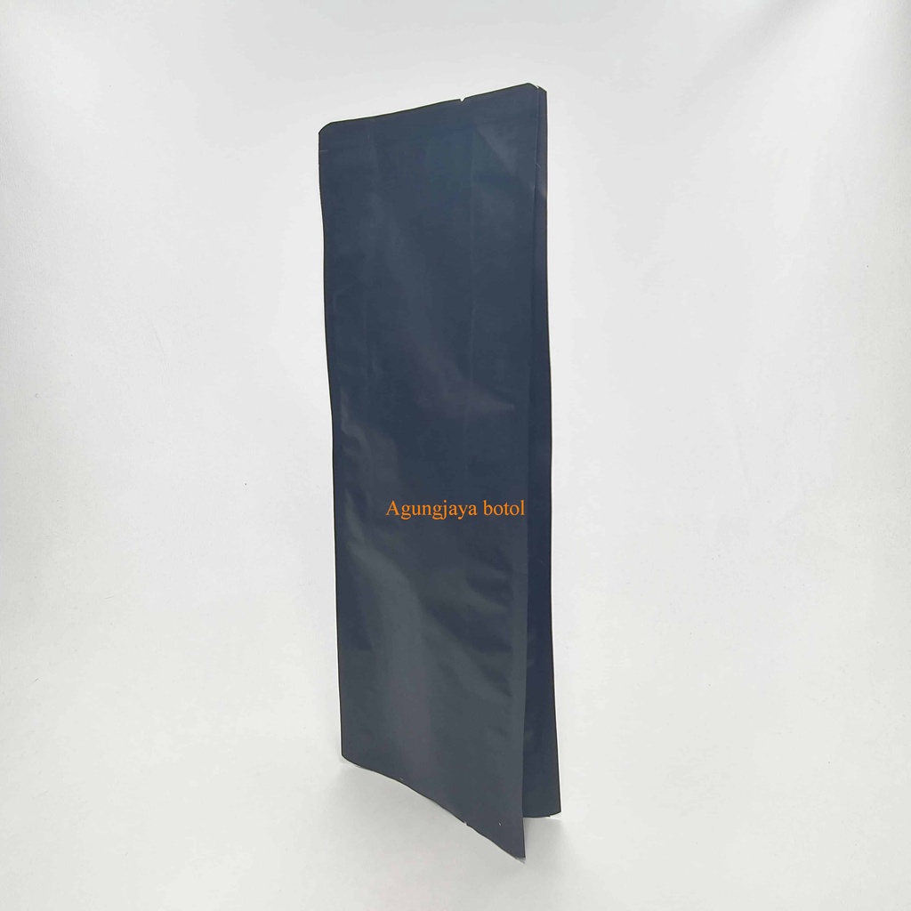 Gusset Quad Seal Black Series / Plastik  / Plastik Kemasan / Kemasan Kopi / Kemasan Snack / Gusset Q