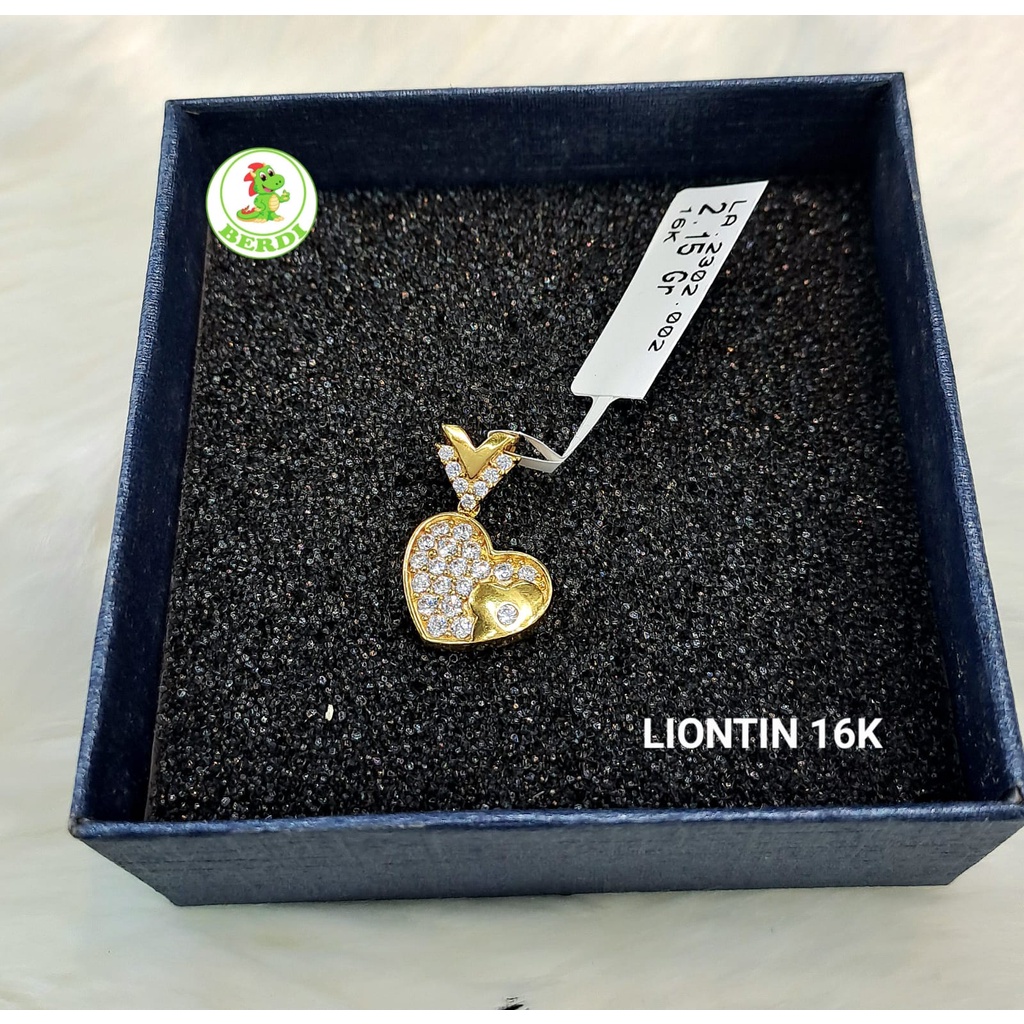 Liontin motif love kadar 700 16karat