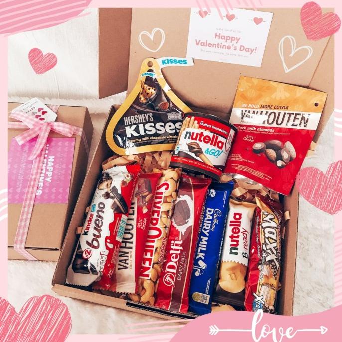 

HAMPERS/GIFT BOX WISUDA, ULANG TAHUN, ANNIVERSARY, VALENTINE DLL - YH4554UJ