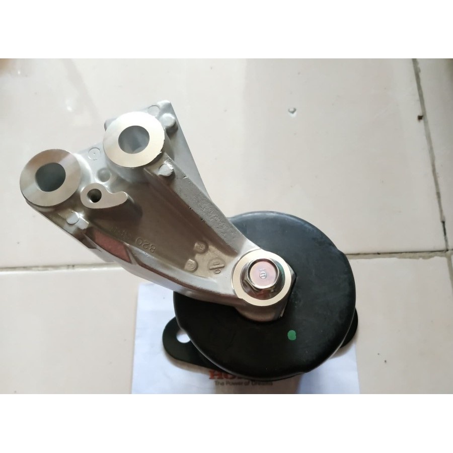 Engine mounting kanan odyssey rb1 2004 2005 2006 2007 pangkuan mesin kanan odyssey rb1 2004 2005 200