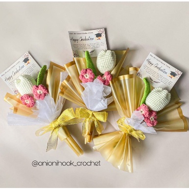 Single Tulip Bouquet | buket bunga/ bunga valentine/ graduasi /wisuda