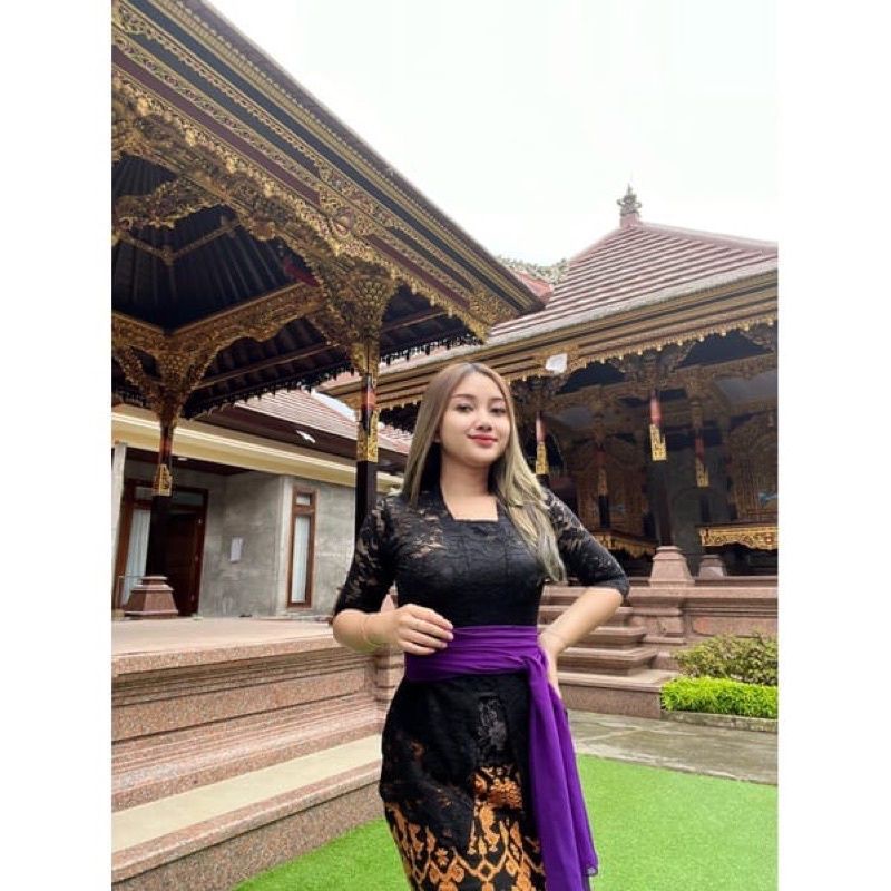 Kebaya bali sofia strech bet lengan 3/4