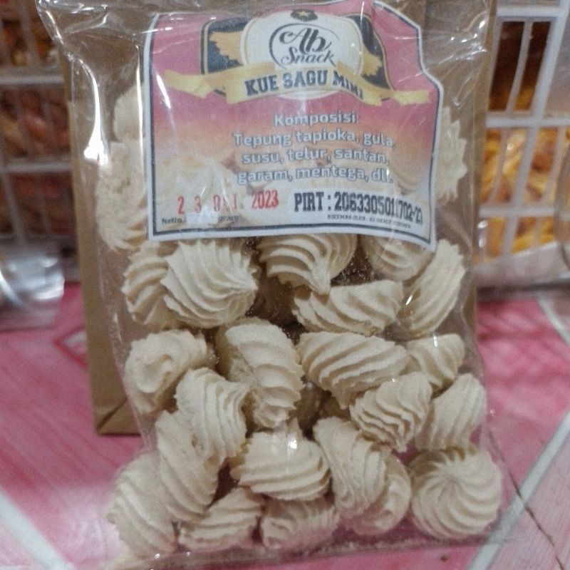 

KUE SAGU MINI OLEHOLEH KEBUMEN