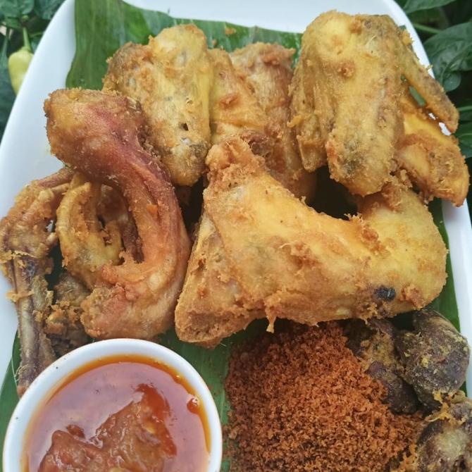 

Ayam Kampung Ungkep Frozen rasa gurih TERLARIS