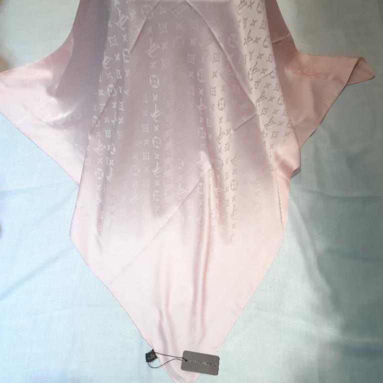 Rekomendasi Scarf LV/hijab segiempat/LV scarf