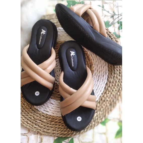 Sandal wanita terbaru/slop nevada silang/kode AL.01/