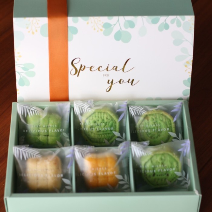 

Nastar Jumbo Taiwan Unik Edisi Parsel Ramadhan Hampers Lebaran - 6 pcs