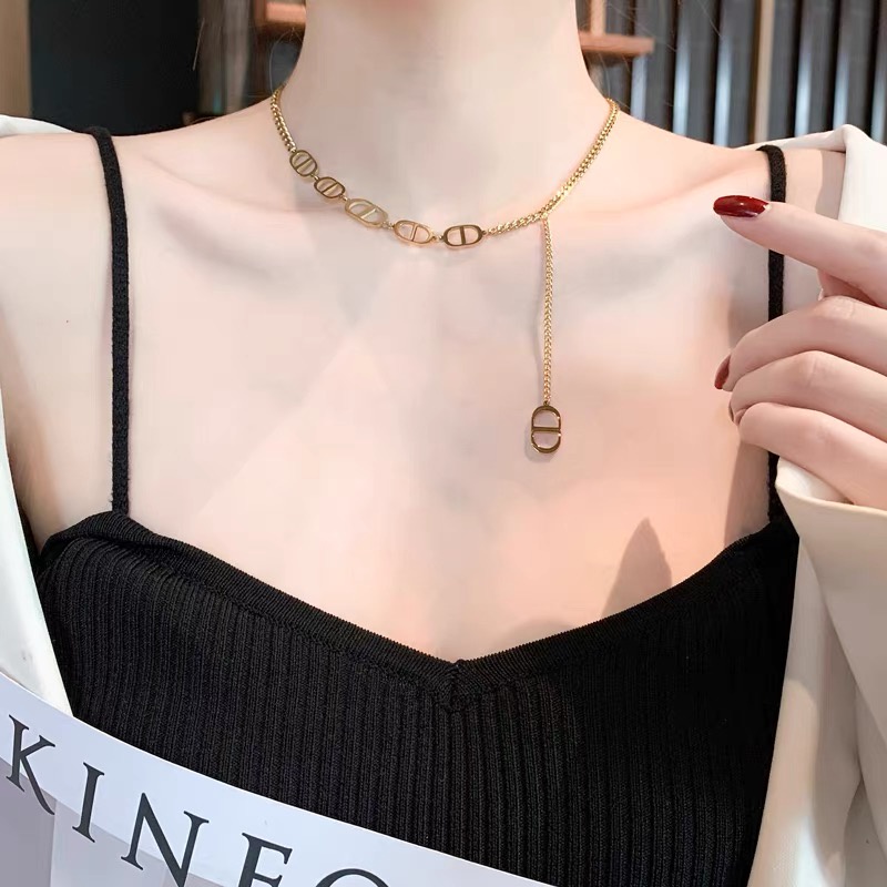 Kalung Rantai Klavikula Model Rumbai Bahan titanium steel Gaya retro Eropa Amerika Untuk Wanita