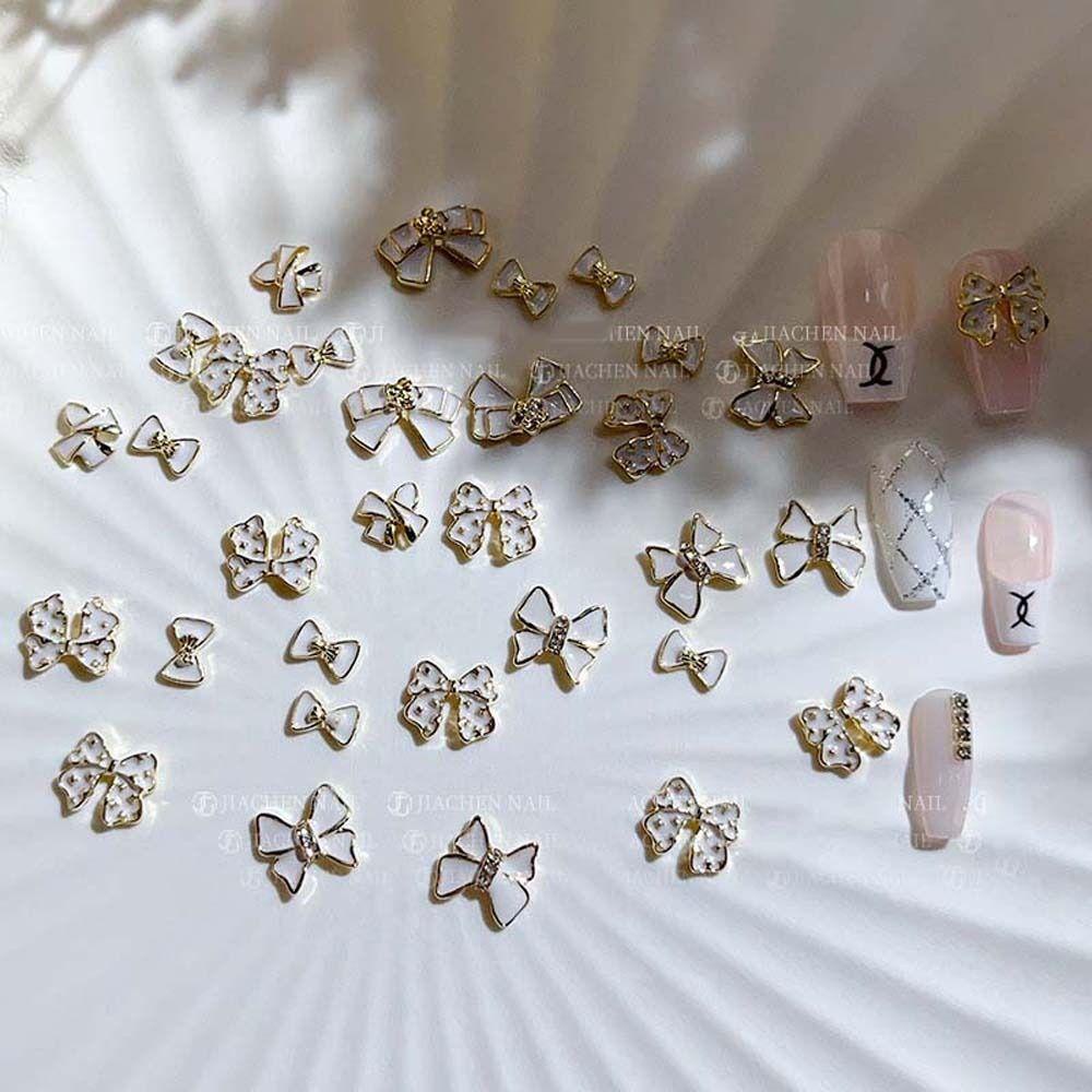 Agustina Kartun Dekorasi Kuku Wanita Jepang 3D Nail Art Drills Butterfly Manicure Aksesoris Bunga Perhiasan Kuku