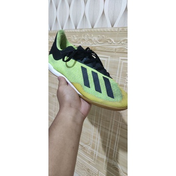 Sepatu futsal adidas x tanggo 18.3 original Size 44⅔ made indonesia