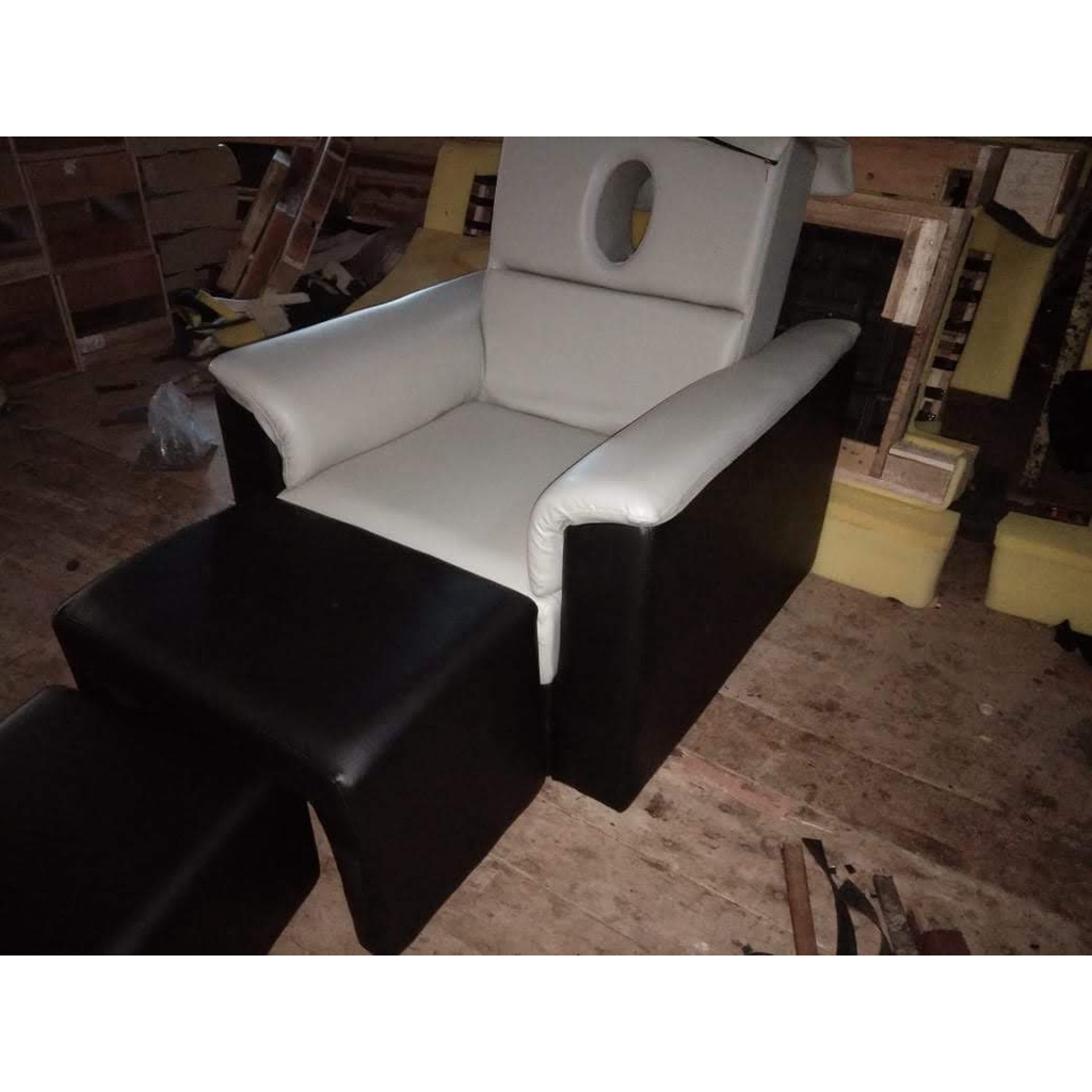 

kursi refleksi kombinasi hitam putih KV 002