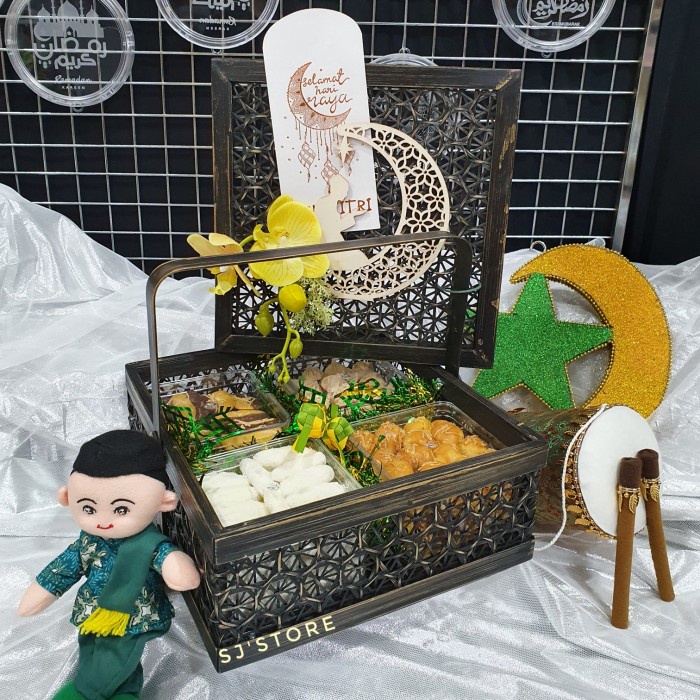 

Paket box hampers lebaran kue kering toples murah 2