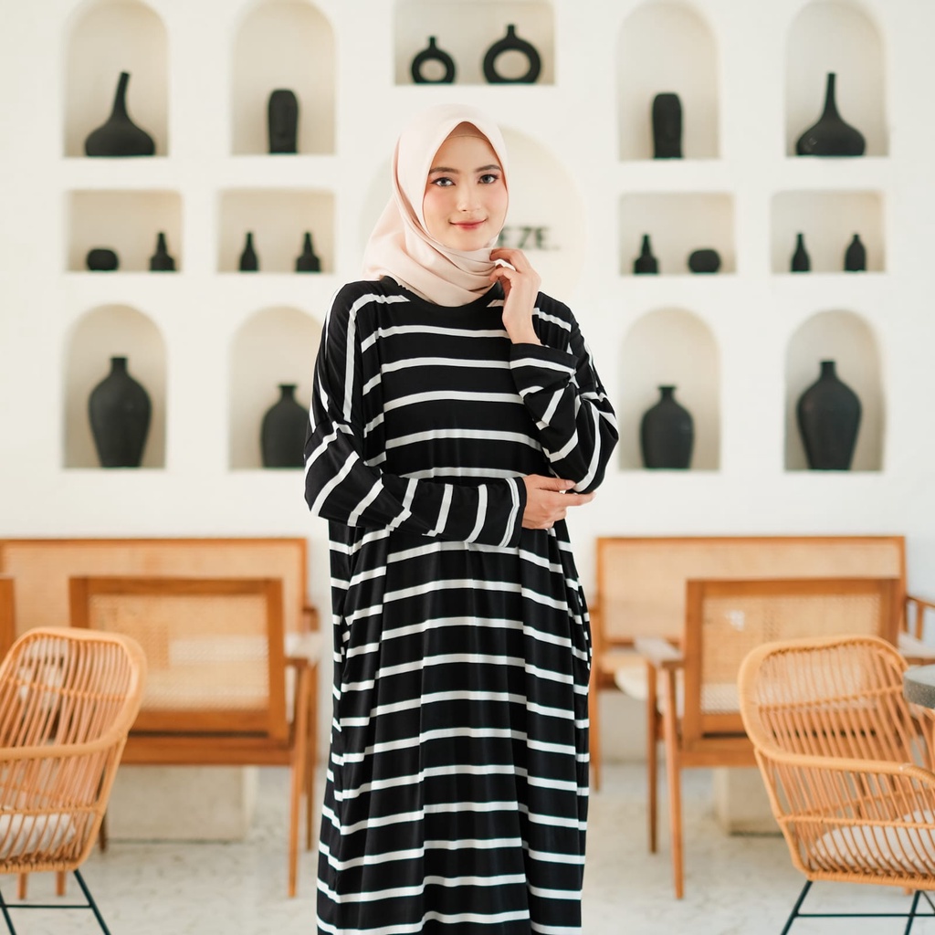 PIK - Gamis Salur Akira (All Size)/ Pakaian Muslim Wanita/ Gamis Wanita/ Model Terbaru