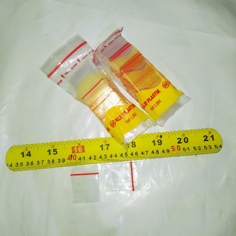 PLASTIK KLIP KECIL / Klip Kecil TEBAL 2x3.5cm / Klip 2x3.5cm / Klip Plastik 2x3.5 TEBAL / Klip Kecil