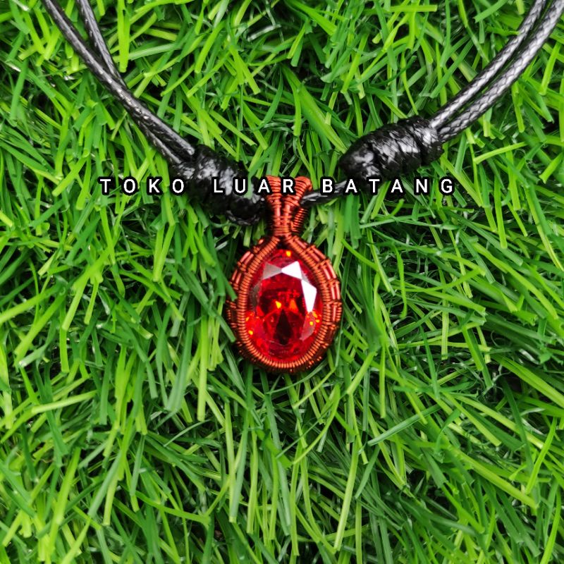 Kalung etnik liontin batu permata merah Siam cutting (S)