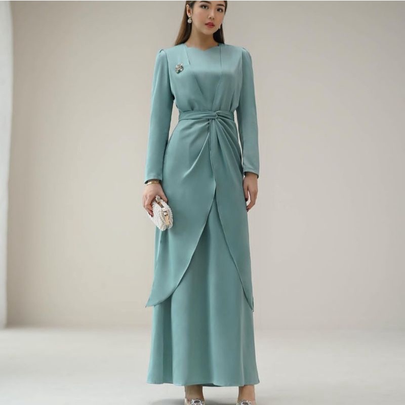 Farhana Dress Size M by Corliss Cloth/ New ya bukan Preloved Corliss Cloth Abinaya Mezzaluna Zytadel